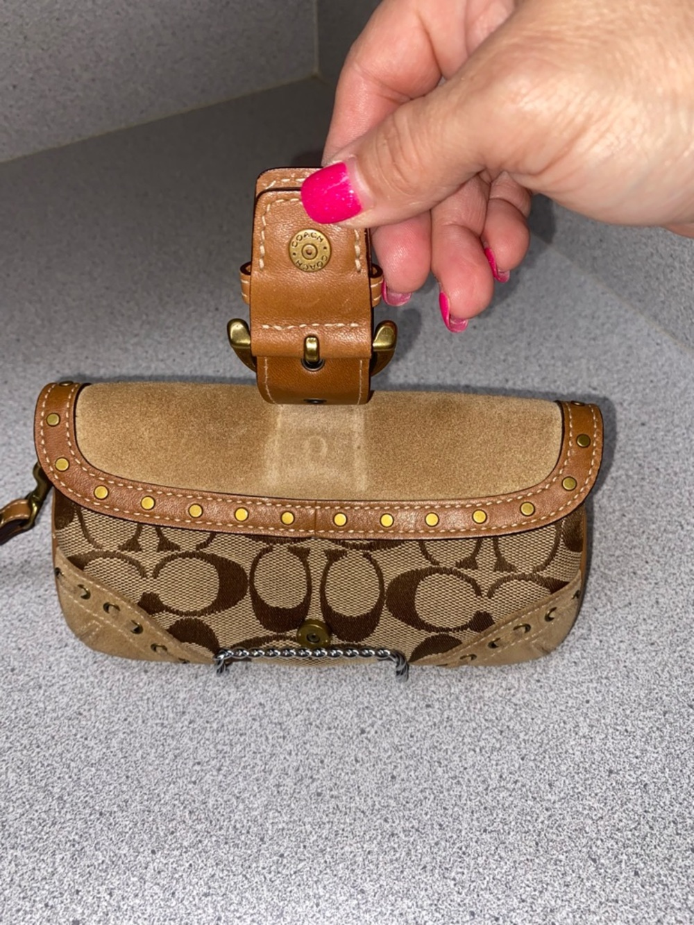 Coach Vintage SoHo Suede Tan Signature Canvas Leather Wristlet GUC - Picture 5 of 14